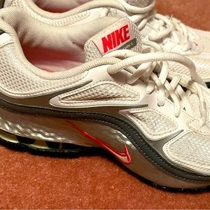 Nike Size 7 Like New